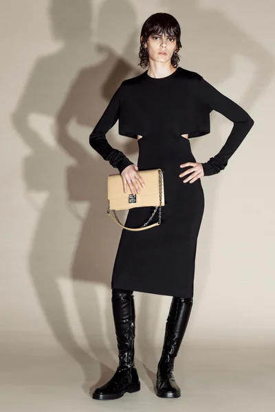 Look 17